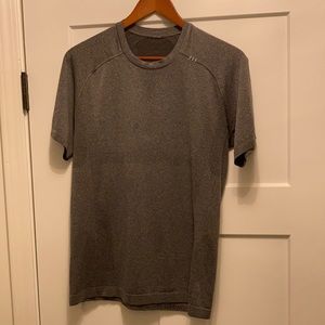 Lululemon Metal Vent Tech Short Sleeve